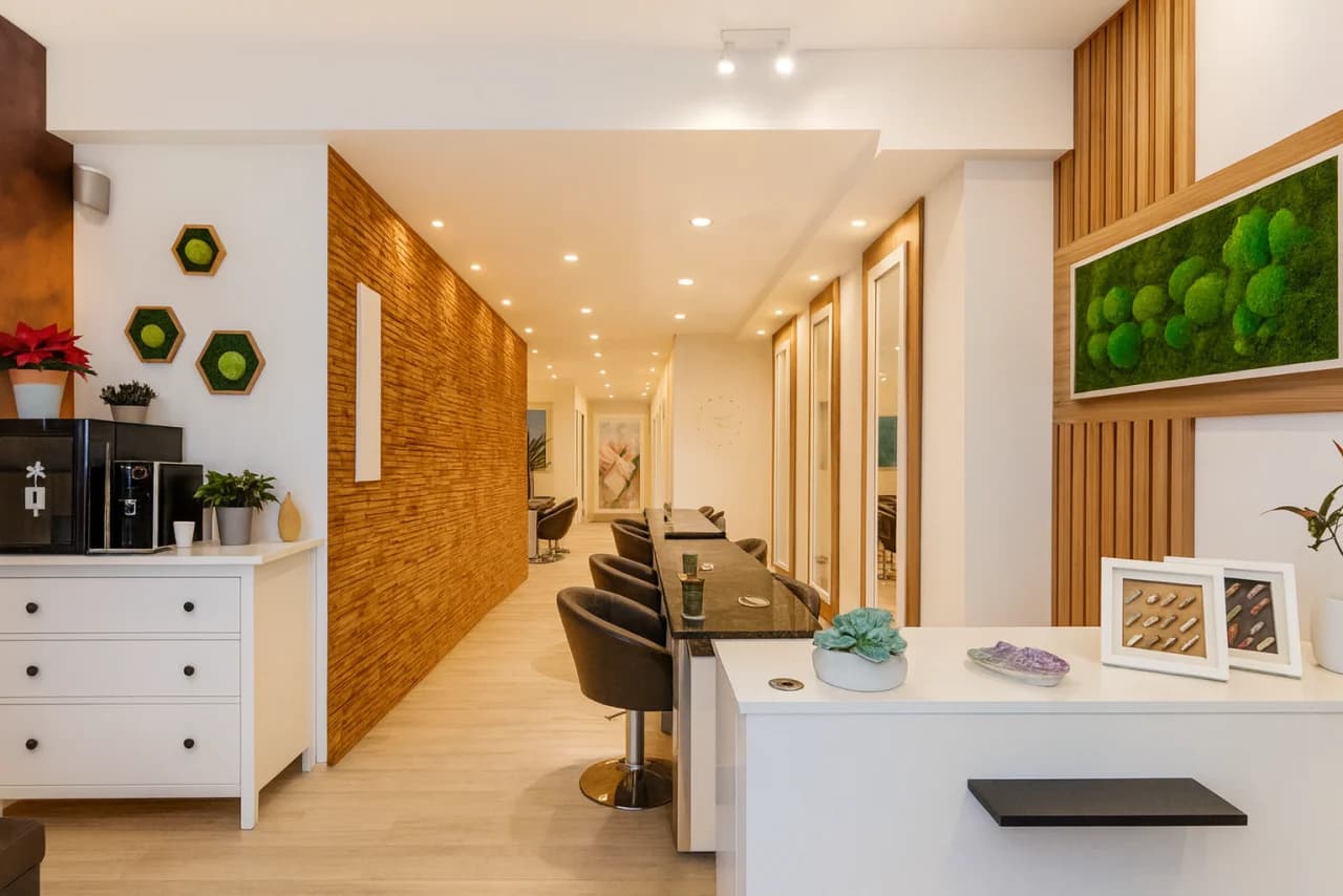 Deluxe Nails & Spa – Nagelstudio Köln Innenstadt