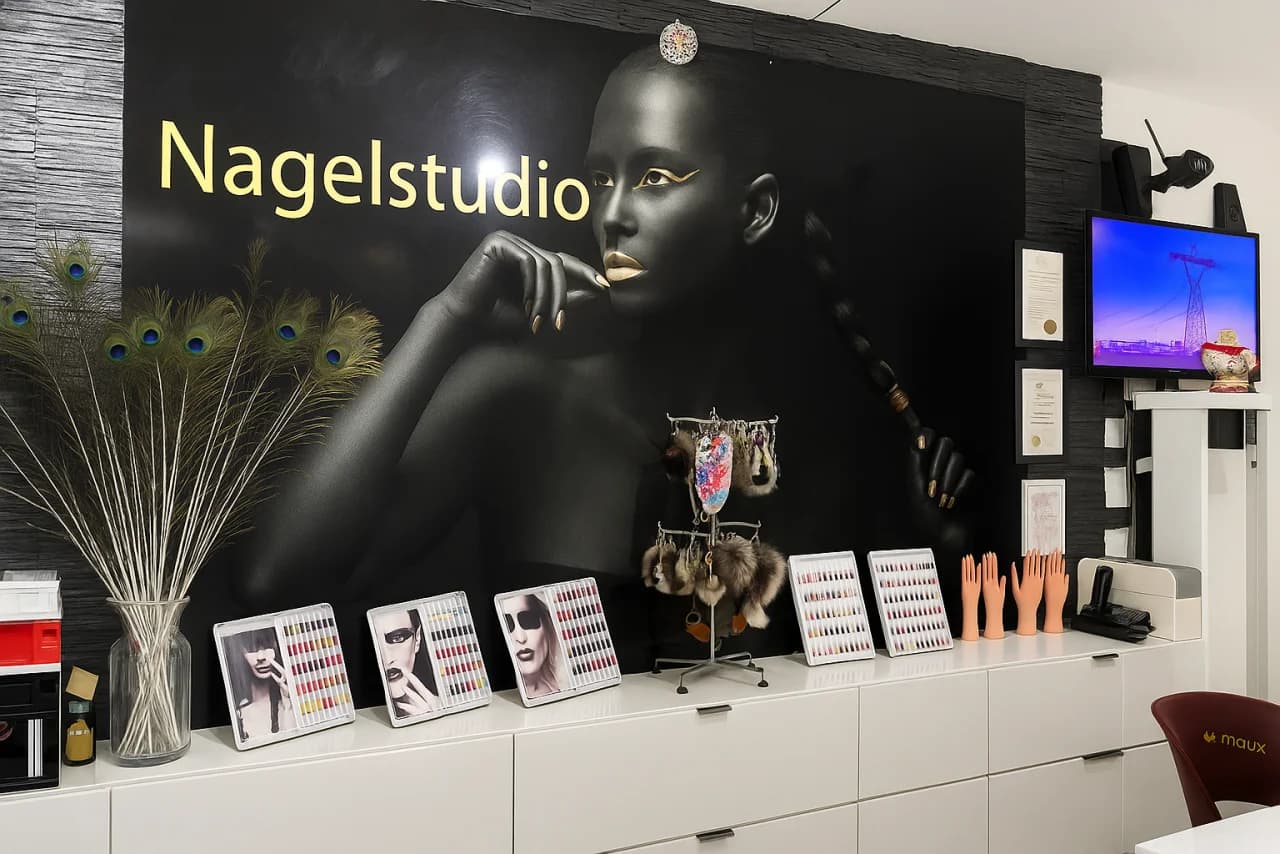 Lavender Nails Köln