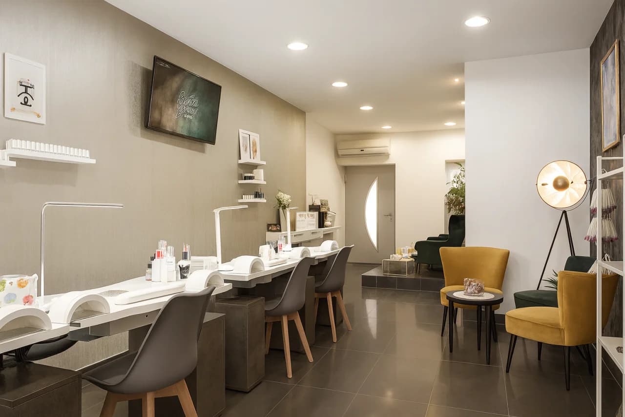 Nails 1990″ – Köln