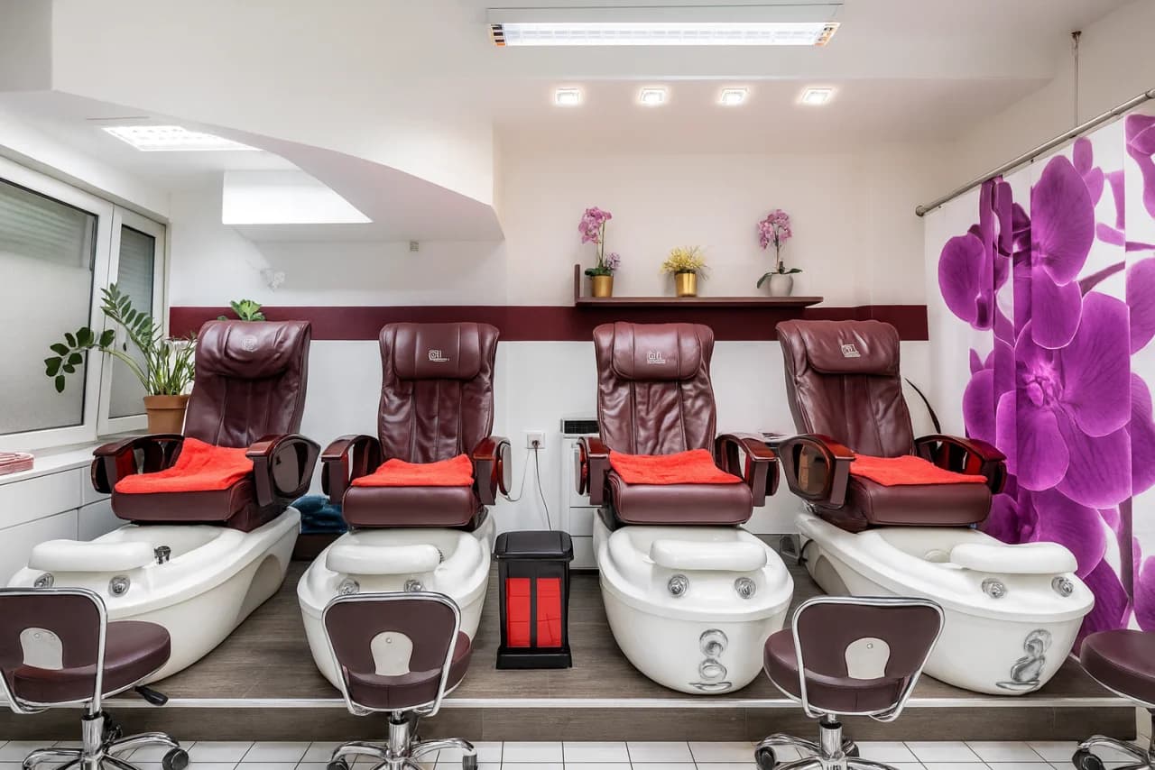 Thy & Vy Nails – Nagelstudio Düsseldorf