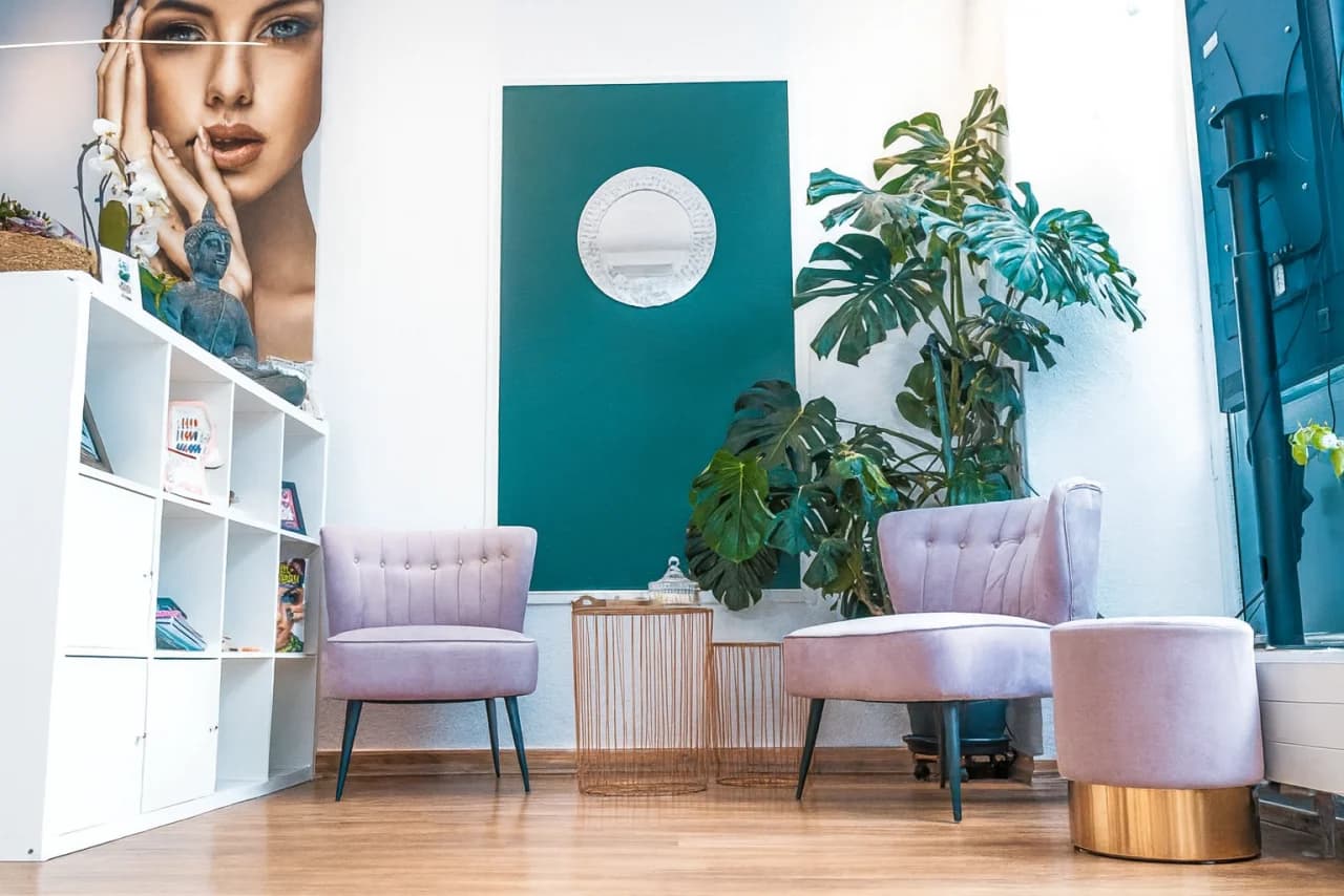 Lamy Beauty Nails & Lashes – The Best in Düsseldorf Herzogstraße Stadtbezirk