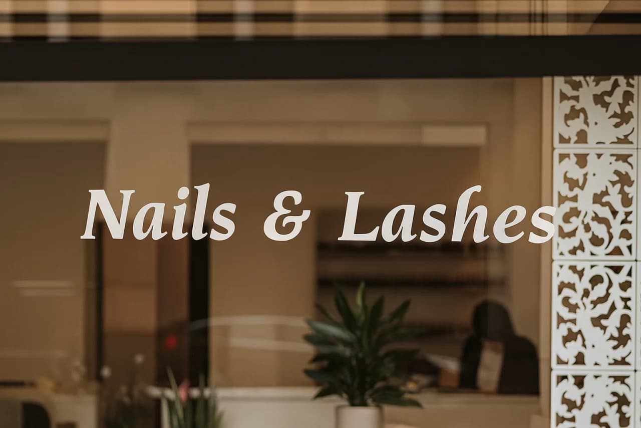 Nails & Lashes Köln