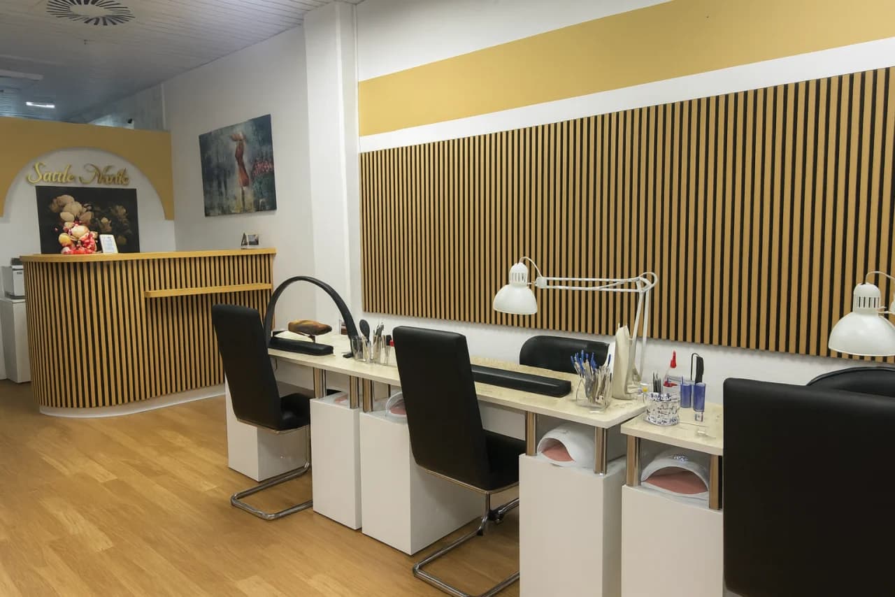 Saale Nails im Saale Center Halle